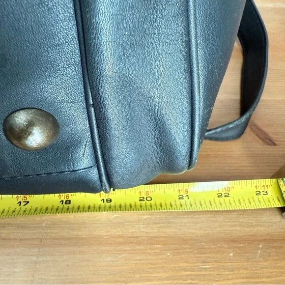Vintage ELLINGTON The Original RucksackCompany Italian Leather Duffle Bag